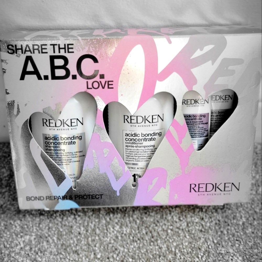 Redken ABC Acidic Bonding Love Set